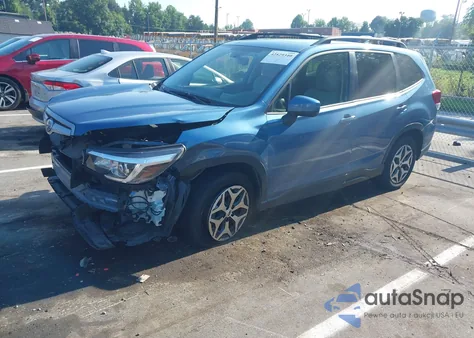 2020 Subaru Forester Premium z USA, uszkodzony, nr VIN JF2SKAJC3LH542363